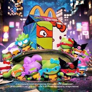 Hello kitty Teenage Mutant Ninja Turtles Happy Meal Figures